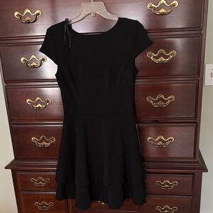 B. Smart Black Cap Sleeve Layered Mini Dress
